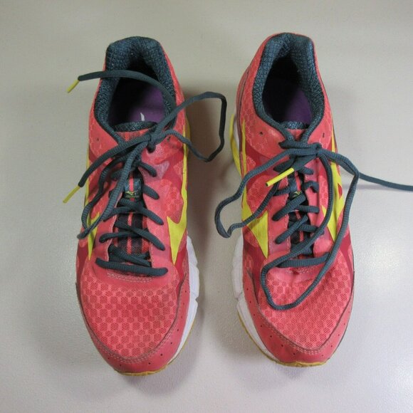 Mizuno womens 3tone red Wave Rider 17 lightweight running shoes 8 M - Picture 3 of 6
